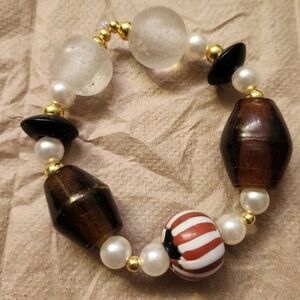 Chic Multicolor Beaded Bracelet with Gold Accents